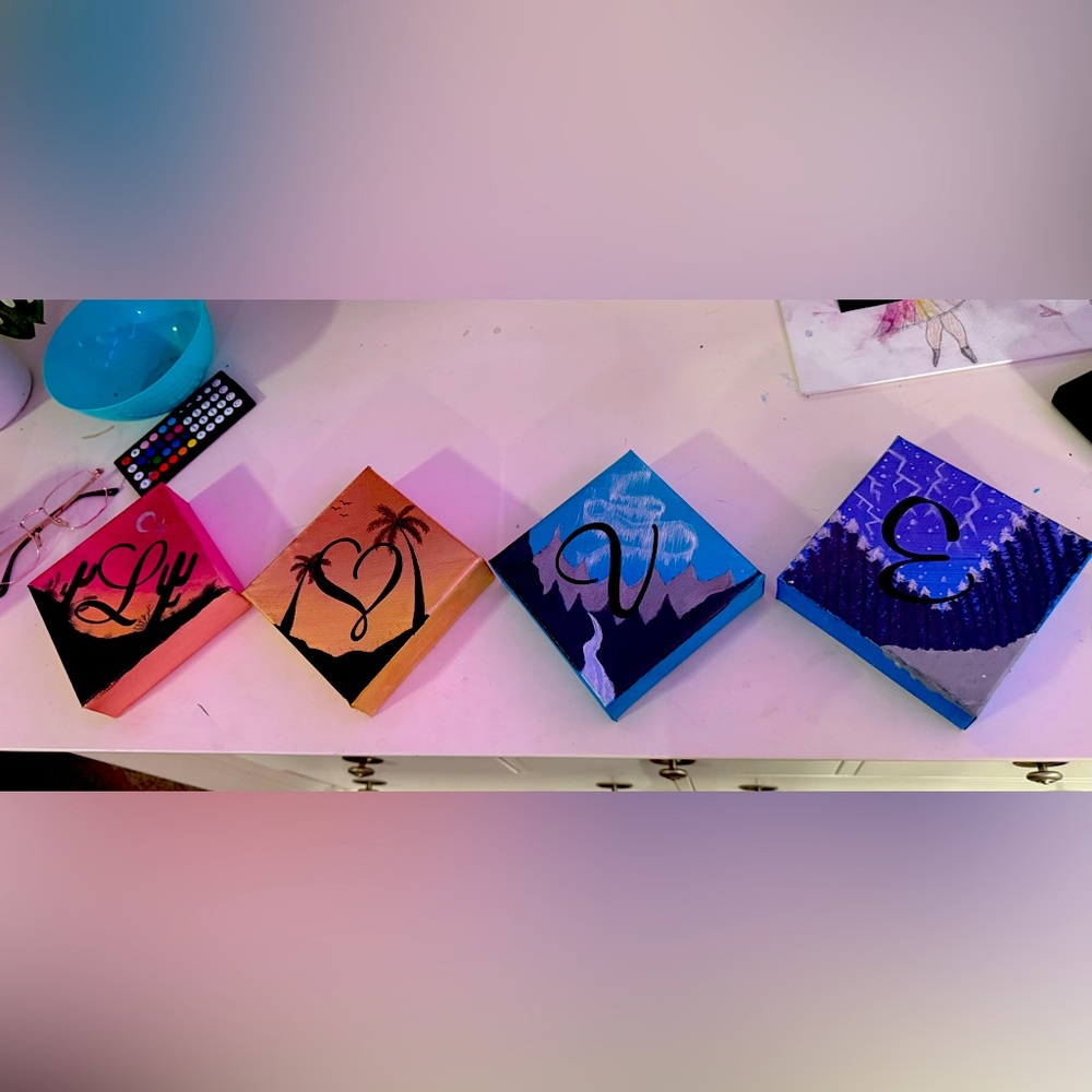 Mini 4x4 Canvas “LOVE”